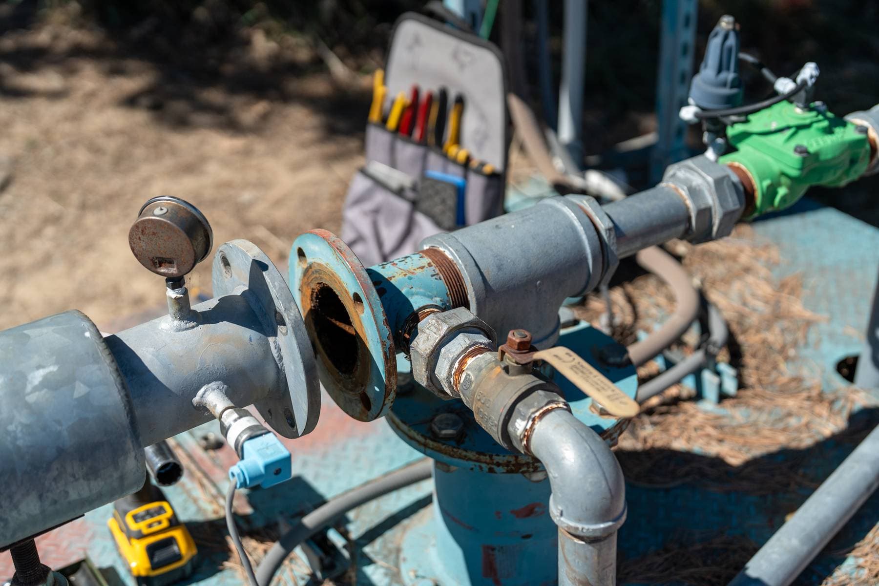 Allegiant Pump Solutions technicians in the field.